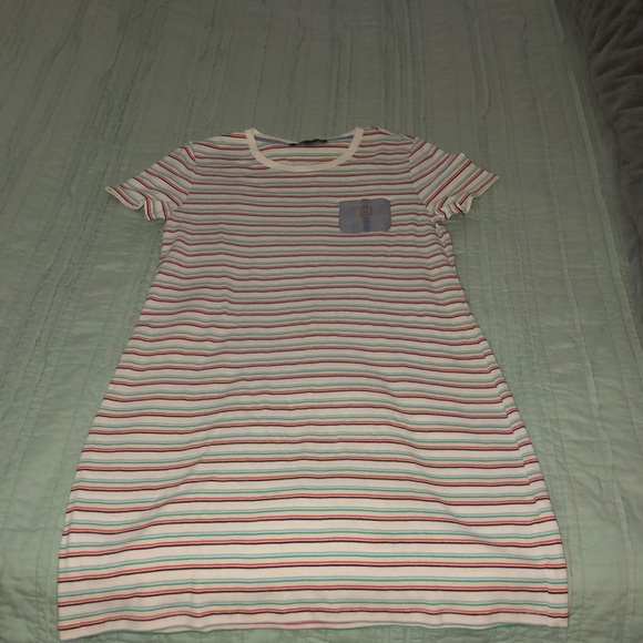 Tommy Hilfiger Dresses & Skirts - Tommy Hilfiger striped T-shirt dress